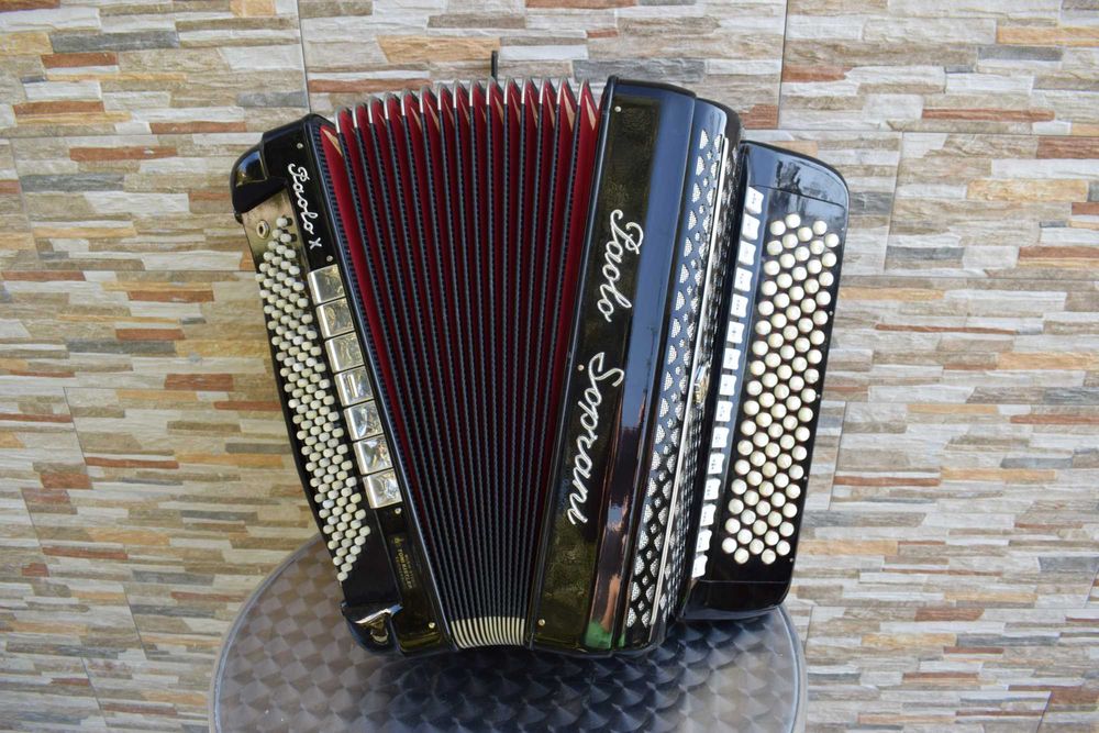 Acordeao Paolo Soprani Paolo X  5 Voz 120 Baixos,N 281