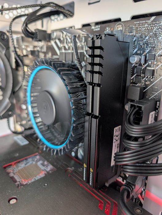Pack  i5 12400f+ 32 GB DDR4 3200MHz + H610M-E D4