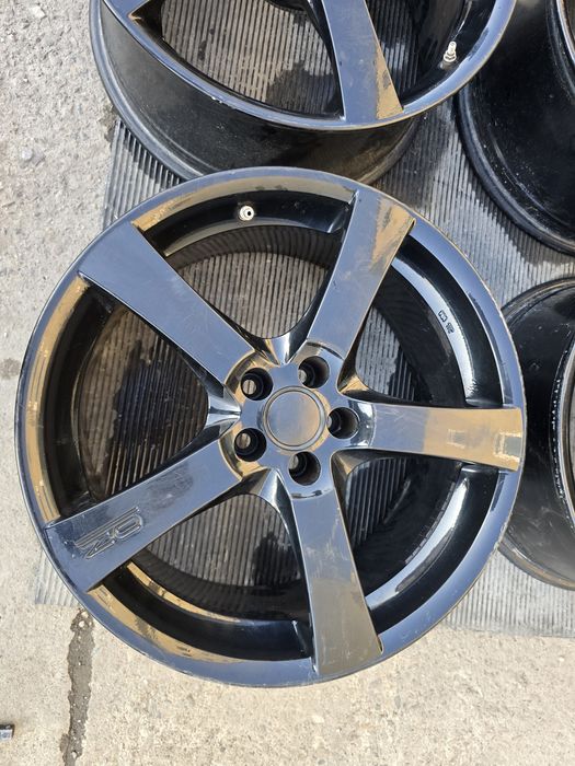 Alufelgi O.Z. 5x100 18 calj 8j, et 35 otowr 68/56,1 subaru audi vw
