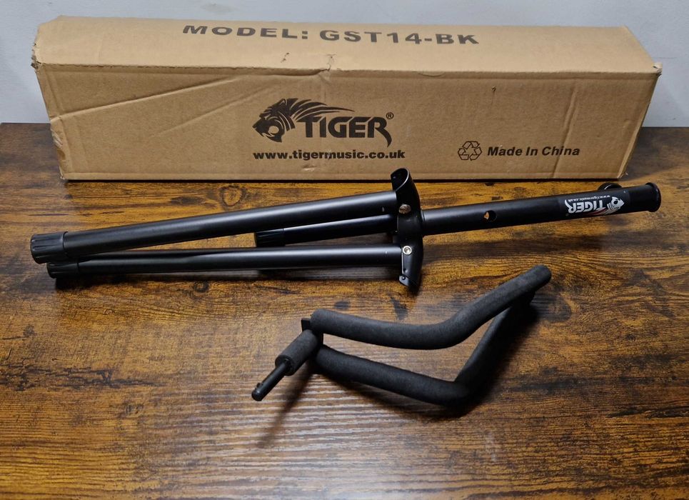 Stojak gitarowy Tiger GST14-BK NIEKOMPLETNY