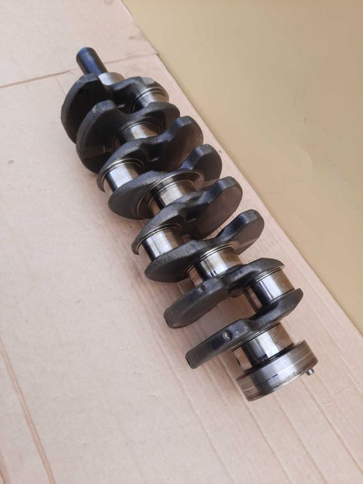 Коленвал hyundai H1 H200 Kia Sorento 2.5 crdi соренто колінчястий вал