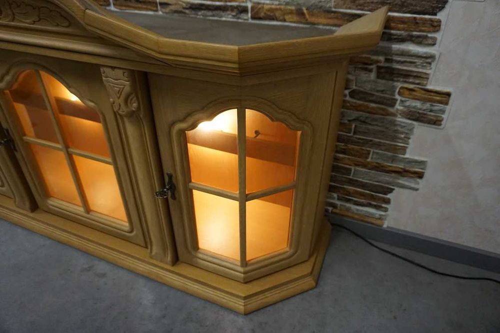 witrynka wisząca jasny dąb podświetlana szer. 145 cm (P-1127)