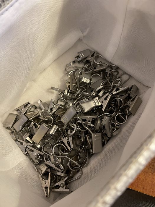 Oddam za sarmo zabki do karnisza