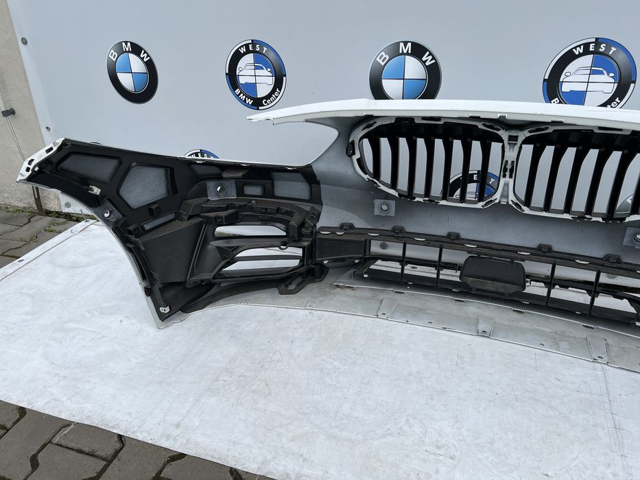 Бампер передній bmw 1 f40