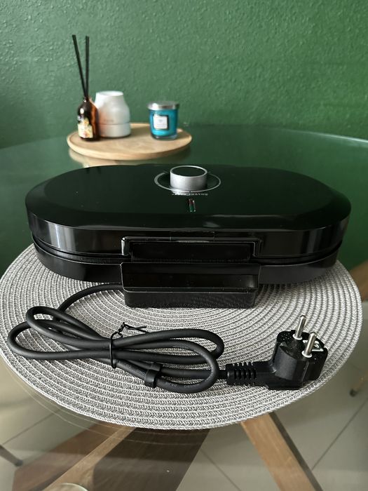 Електрична вафельниця SilverCrest SDW 1200 C1