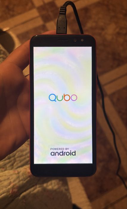 Qubo EOS-RD Smartphone, used very few times63825513915267122