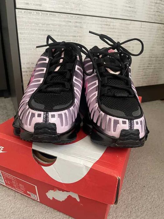 Nike“Shox TL” Czarny i różowy R.37.5