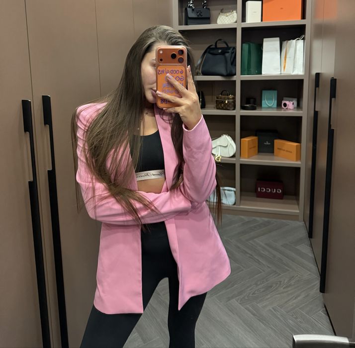 Пиджак розовый Zara