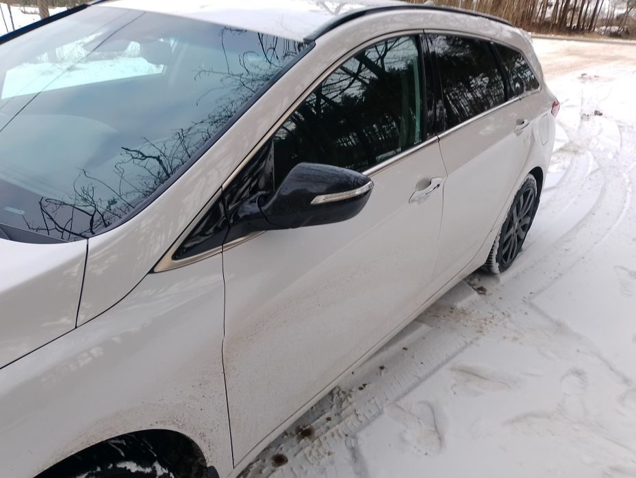 Sprzedam Hiundaj i40 kombi 2017r