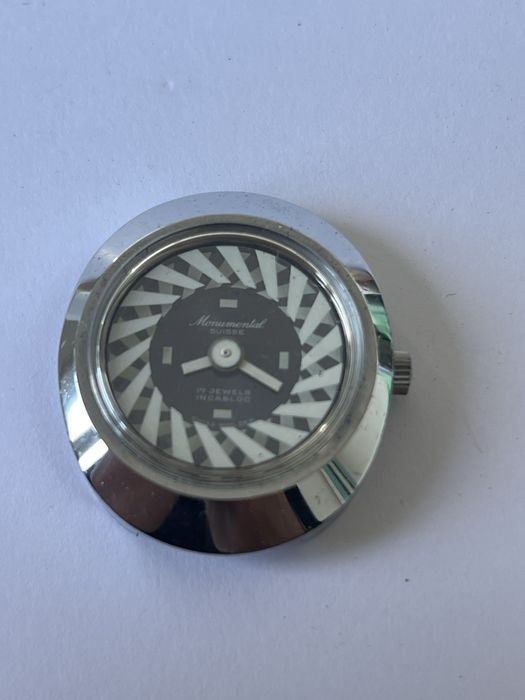 Relógio Vintage Monumental Suisse – Mecânico 17 Jewels Incabloc – Anos 70