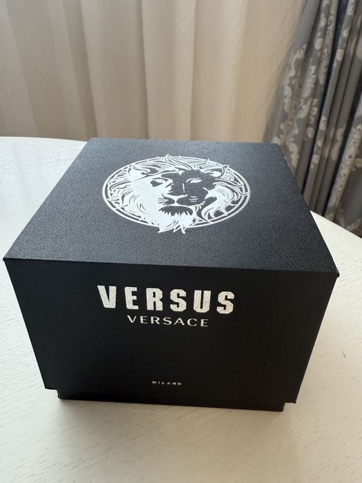 Годинник жіночий Versus Versace