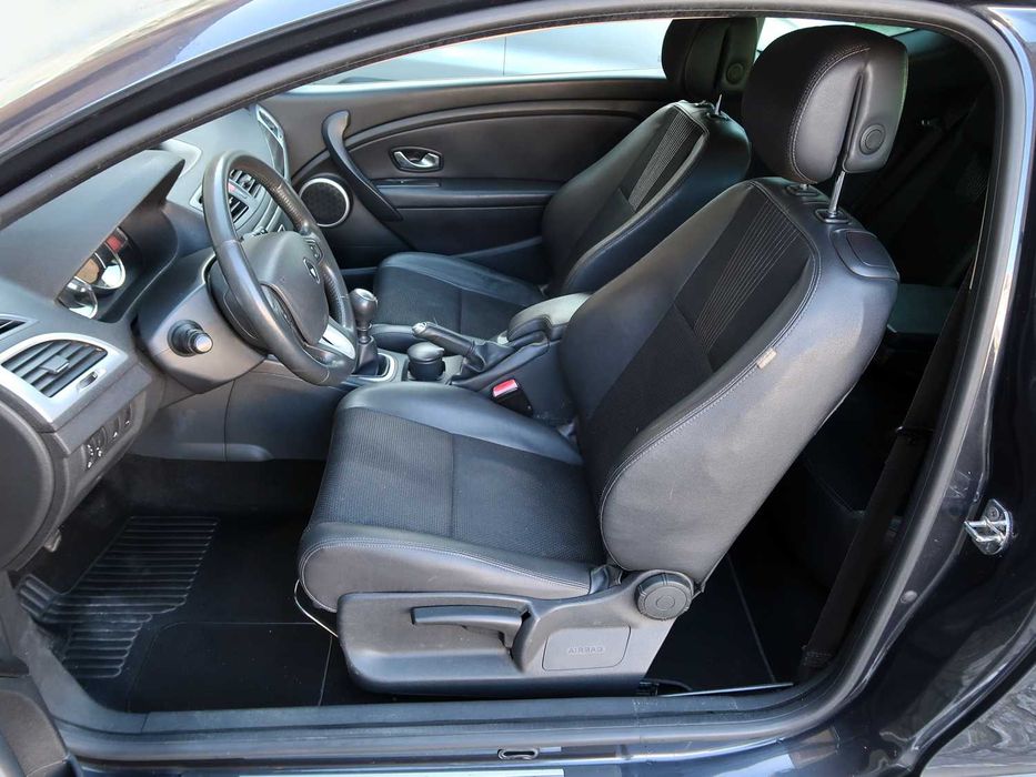 Renault Mégane Coupé 1.5 DCI Dynamic S, nacional, c/ histórico