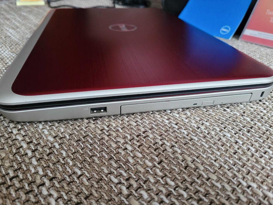 Laptop DELL Inspiron 5721 17,3” 12GB/1000GB FHD WIN10 Home
