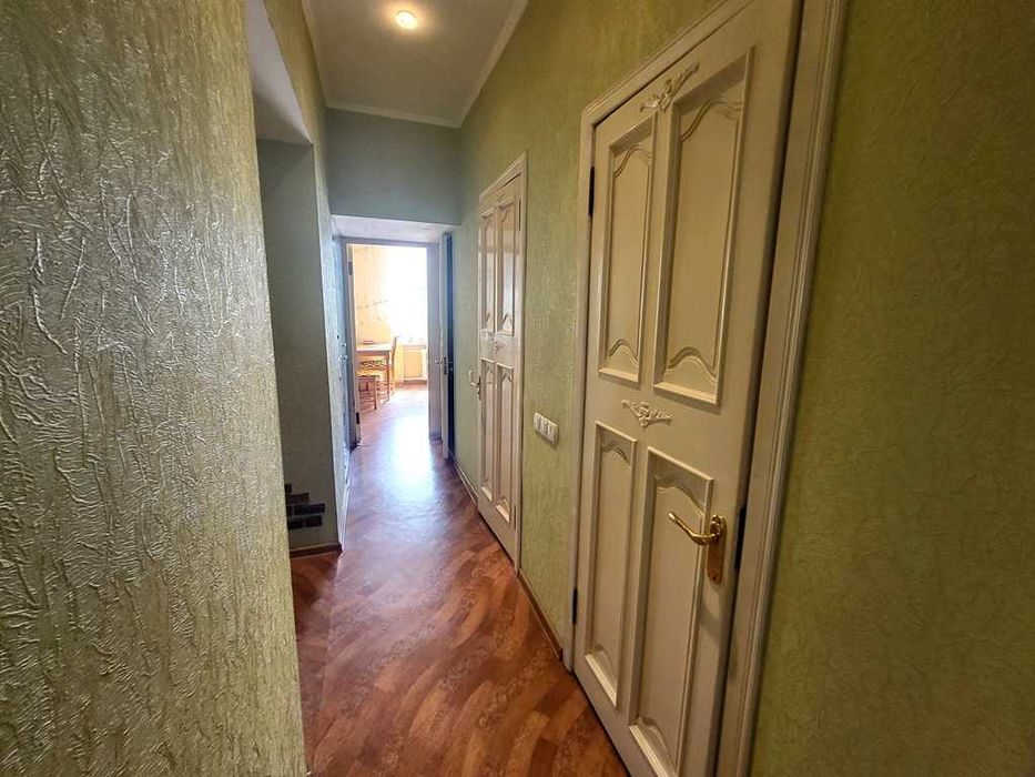 Продаж 2-х к.кв. ЦЕНТР міста вул. 12 Квітня буд.№5 (4 поверх).