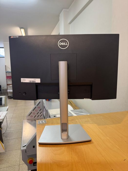 Dell 24 Monitor – P2422H