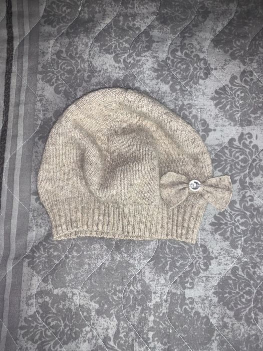 Берет на девочку в составе шерсть