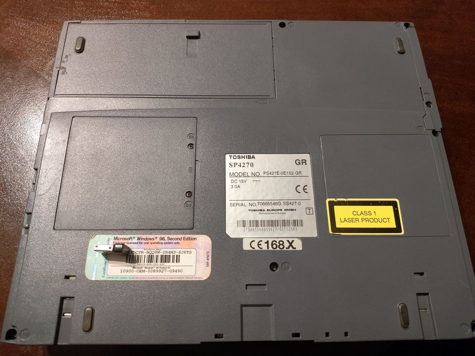 Toshiba Satellite Pro 4200 retro laptop win98