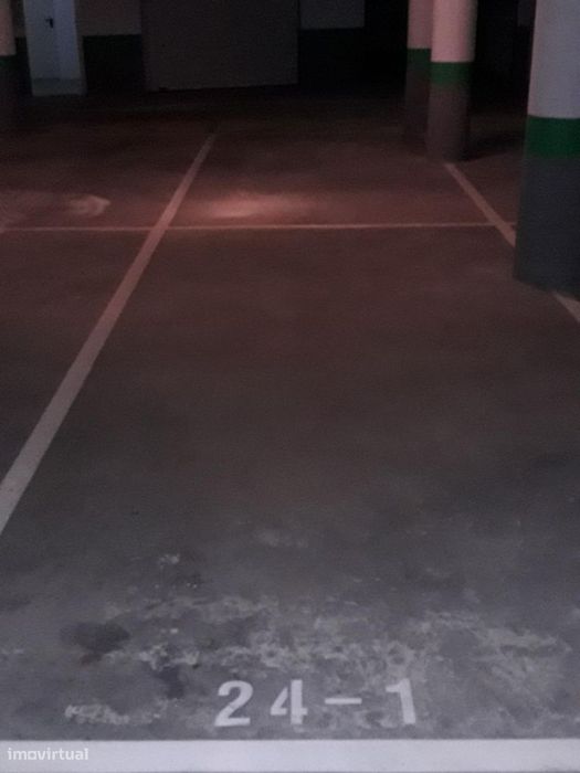 Parqueamento coberto - venda