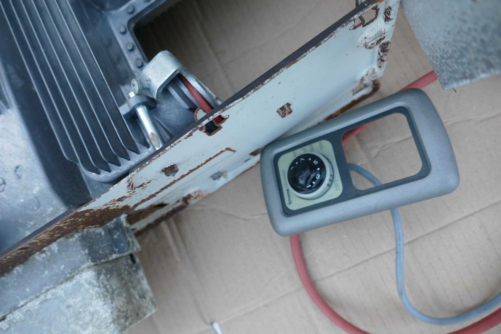 Piec ogrzewanie Truma Trumatic S3002 do przyczepy kempingowej kampera