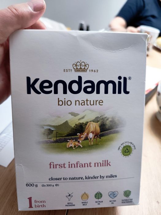 ekologiczne mleko początkowe Kendamil Bio Nature 1 w opakowaniu o wadz