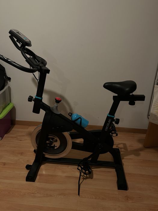 Bicicleta estática nova - DrumFit Indoor 10000 Teseo Cecotec
