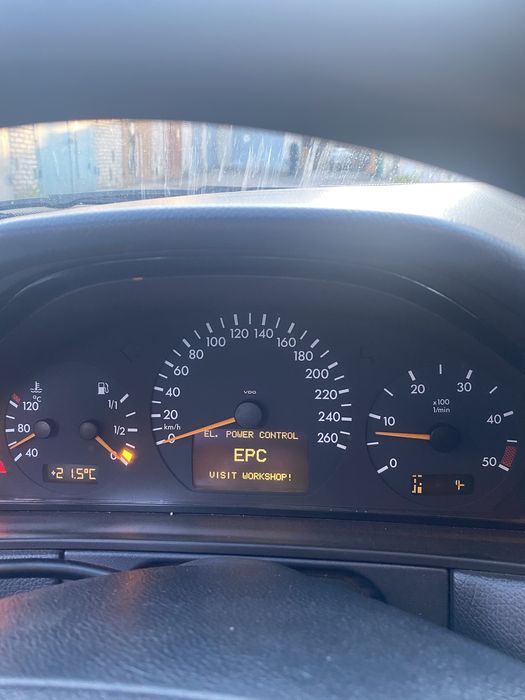 Mercedes Benz w 210 e 220 автомат