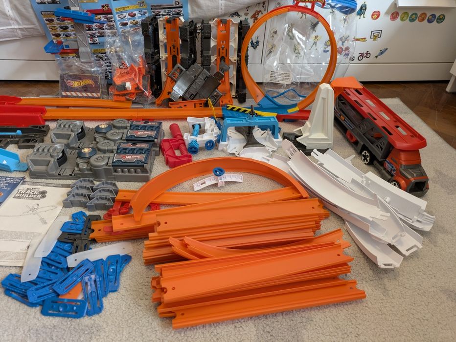 (+100 peças) Hot Wheels Track builder/ set's individuals