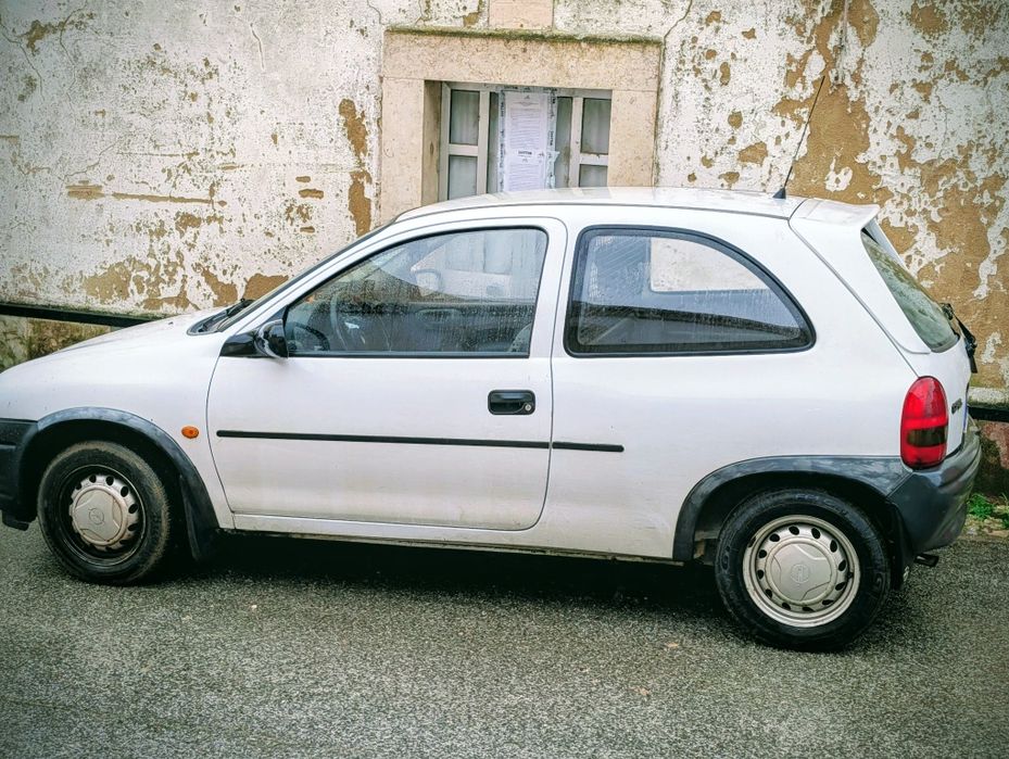 Opel Corsa B 1.5D (Motor Isuzu) – 1 Só Dono – Pintura Nova