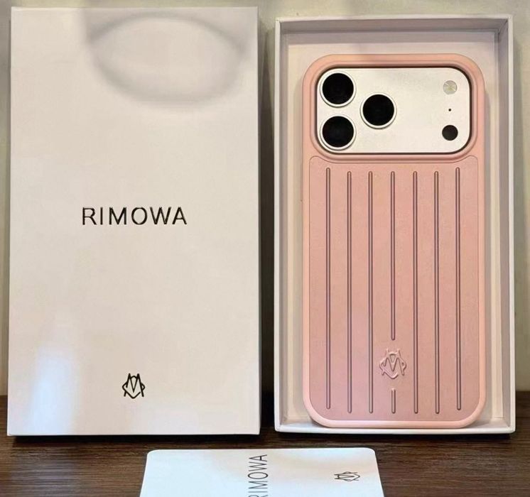 Чохол Rimowa алюмінієвий на 17 pro max 17 pro silver