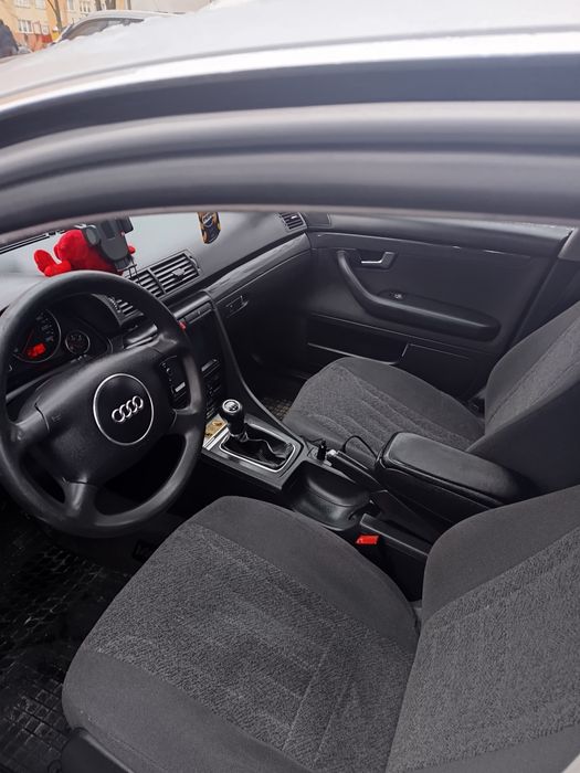 Sprzedam Audii LPG. Silnik 2.0 klimatronik radio multimedia w ciągłym