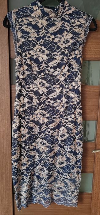 Piękna sukienka Quiosque, roz. 36/38
