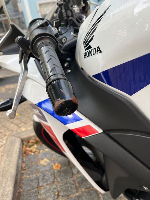 Honda CBR 125R (2014)