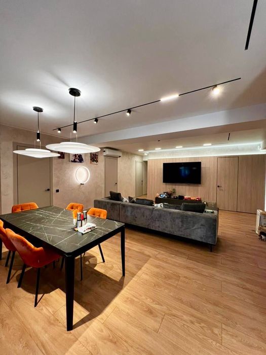 Продам 5к квартиру 190м 235.000$