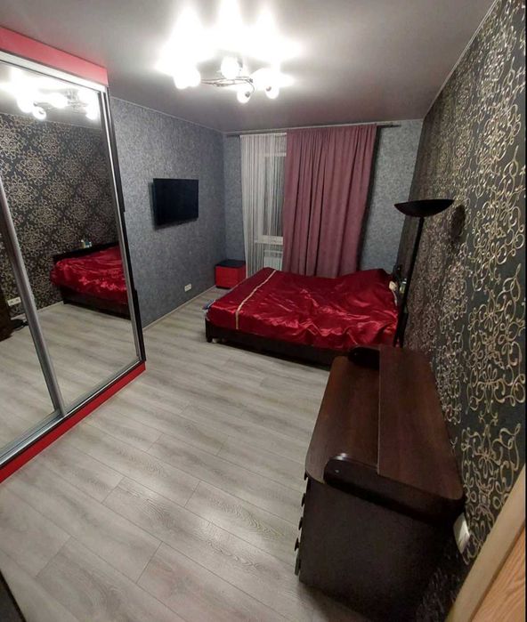 БЕЗ КОМІСІЇ - двоповерхова квартира (6кімнат)