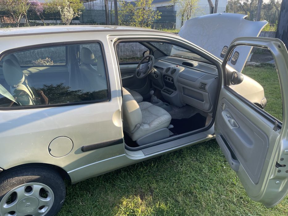 Renault Twingo Initiale Paris