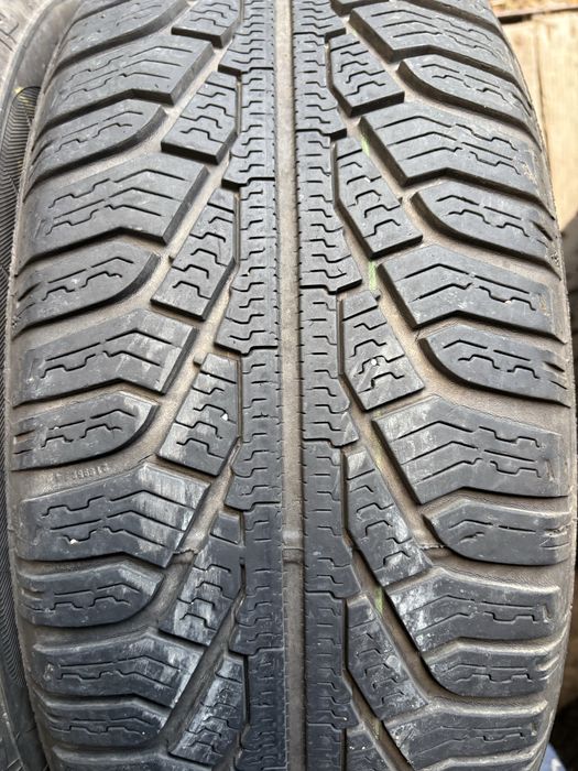 Автошини  UNIROYAL  205/55/16 зима протектор 7 мм