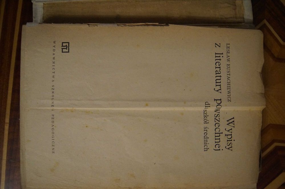 Wypisy z literatury powszechnej Lesław Eustachiewicz