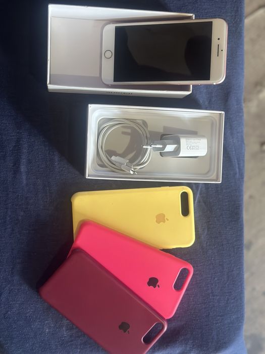 Продається Iphone 7 + (Plus), у гарному стані.