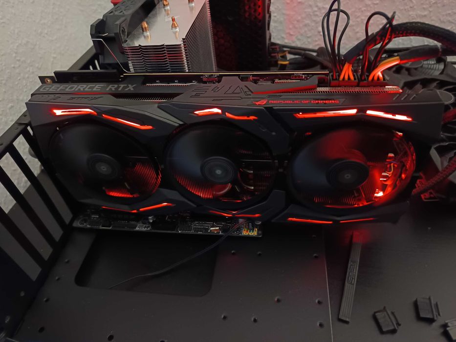 Karta graficzna RTX 2080 TI Asus ROG STRIX 11GB RGB