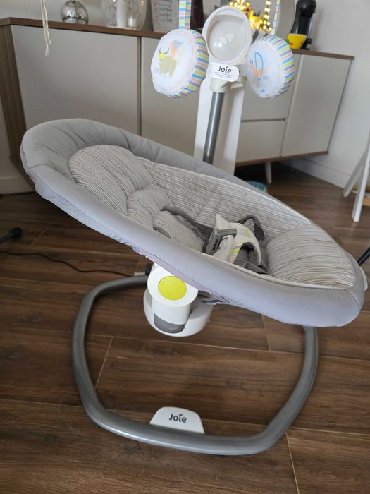 Baloiço Joie Serina Swivel Nature branco