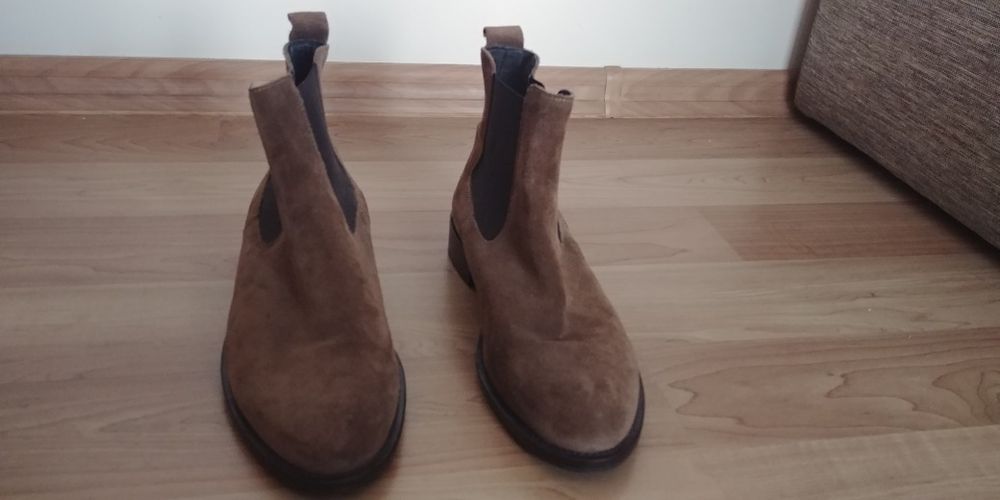 Buty damskie Russel Bromley