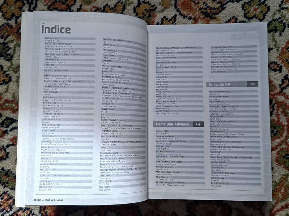 Raro Livro Truques e Dicas para jogos - A Bíblia - 2001