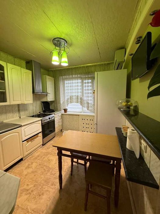 ж/м Червоний Камінь Продаж 3к квартири бульвар Рубіновий набережна