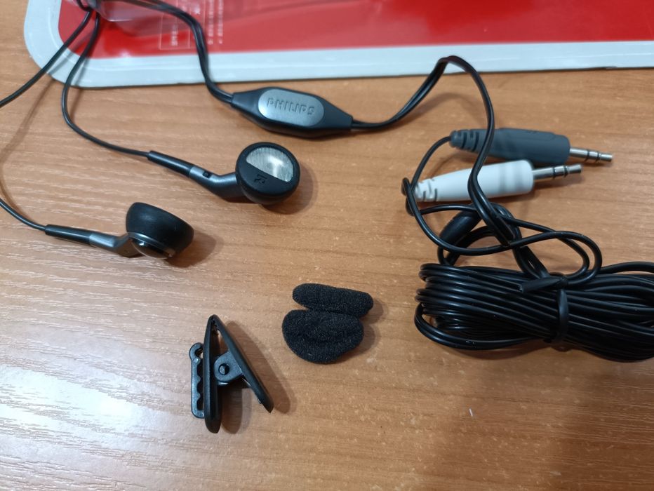 Наушники с микрофоном Philips SHM3100