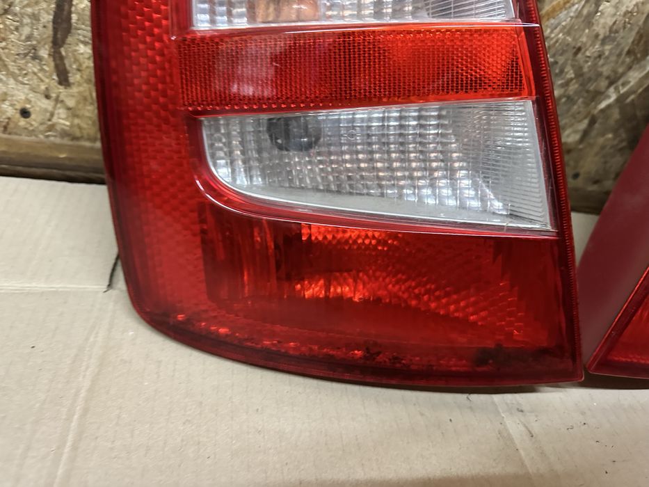 Задні стопи фари ліхтарі Skoda Fabia І Шкода Фабія 1 хетчбек 99—04