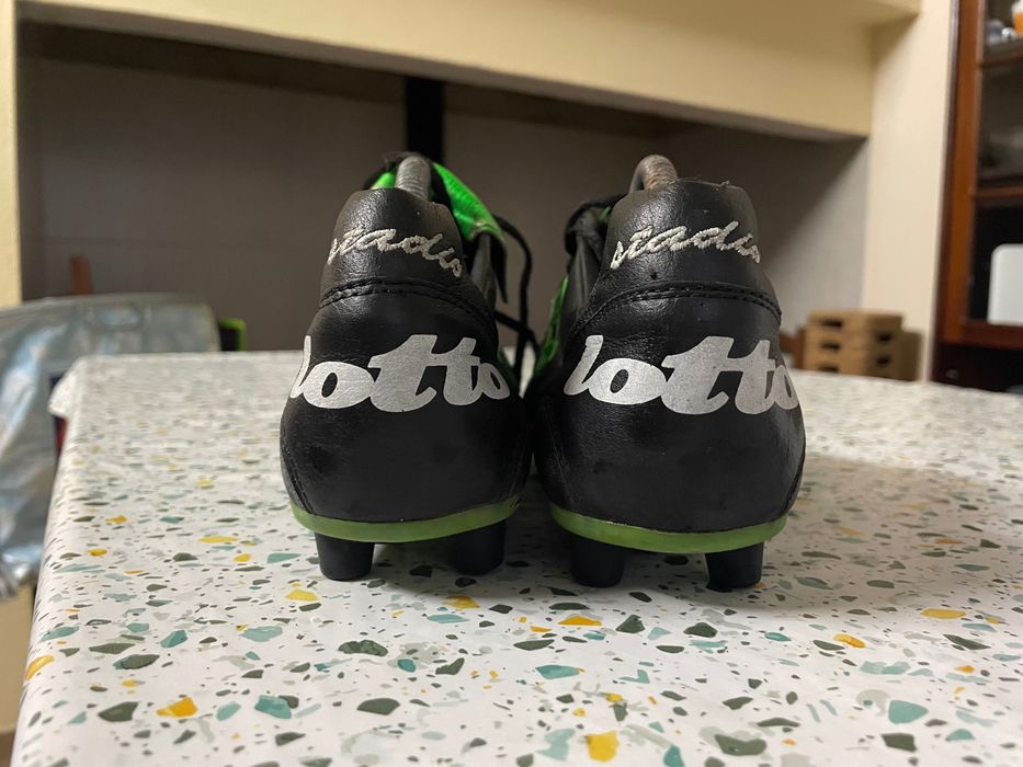Botas futebol em pele lotto stadio