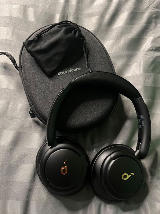 Нові!!Повнорозмірні навушники Soundcore by Anker Life Q30. Колір:чорні