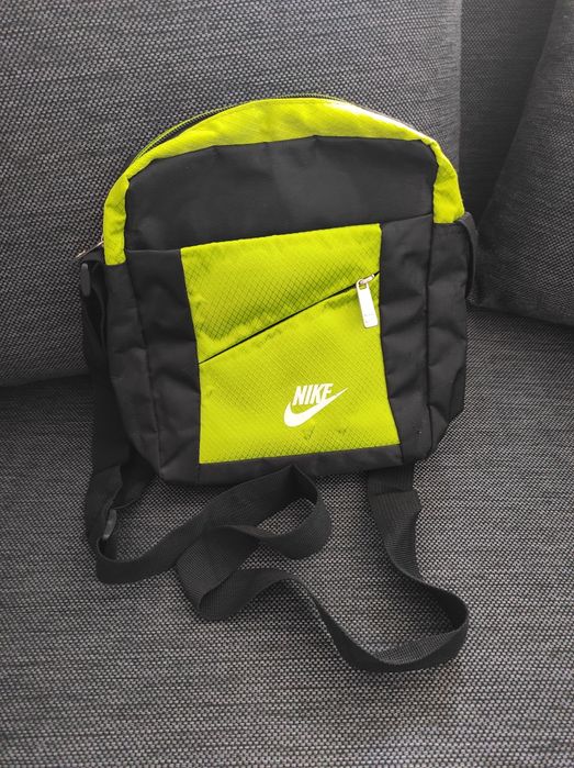 Nike crosbody bag