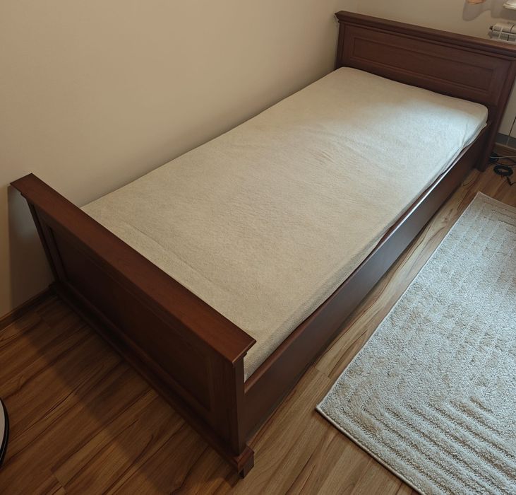 Łóżko z kolekcji Kent