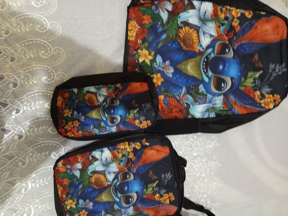 Mochila escolar conjunto 4 peças.